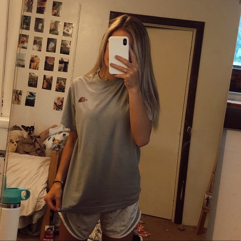 NORTH FACE T-SHIRT